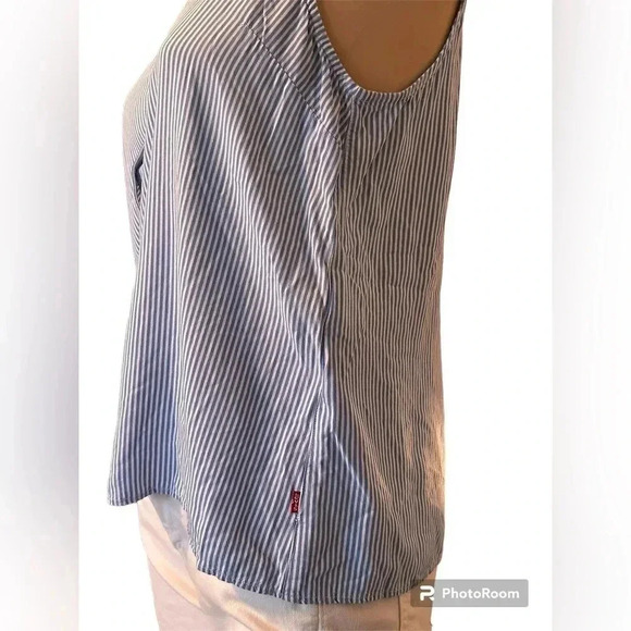 Levi’s Button Down Blue&White Pinstripe Tie Shoulder Women’s Top Size Medium - Picture 5 of 9